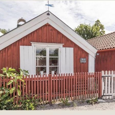 Villa Historisk Charm I Hjaertat Av Gamla Stan Kalmar Esterno foto