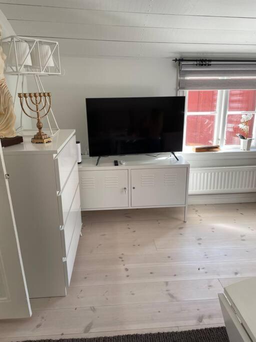 Villa Historisk Charm I Hjaertat Av Gamla Stan Kalmar Esterno foto